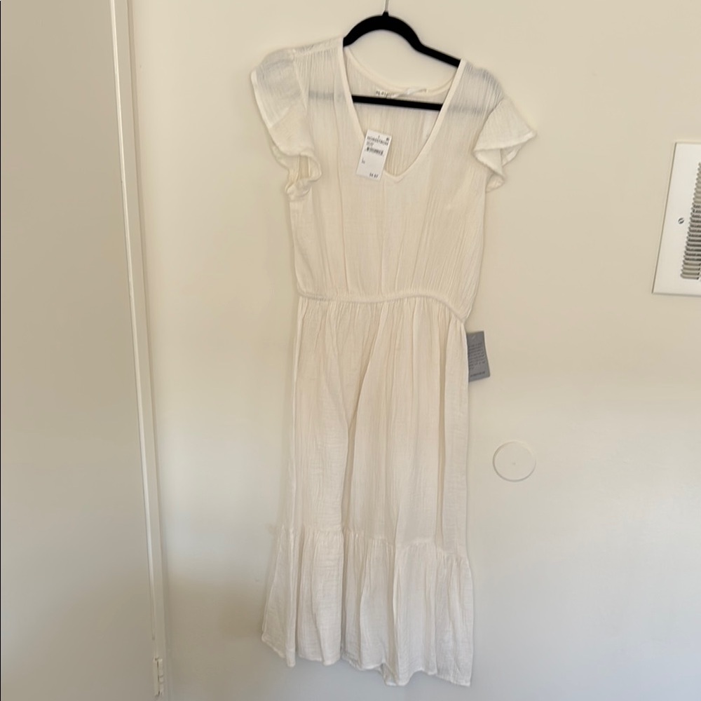 White dress maxi NWT